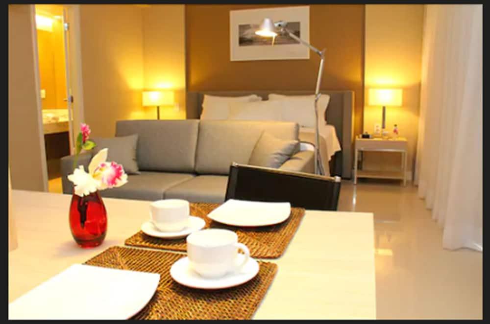 Promenade Link Barra Da Tijuca Hotel 4*